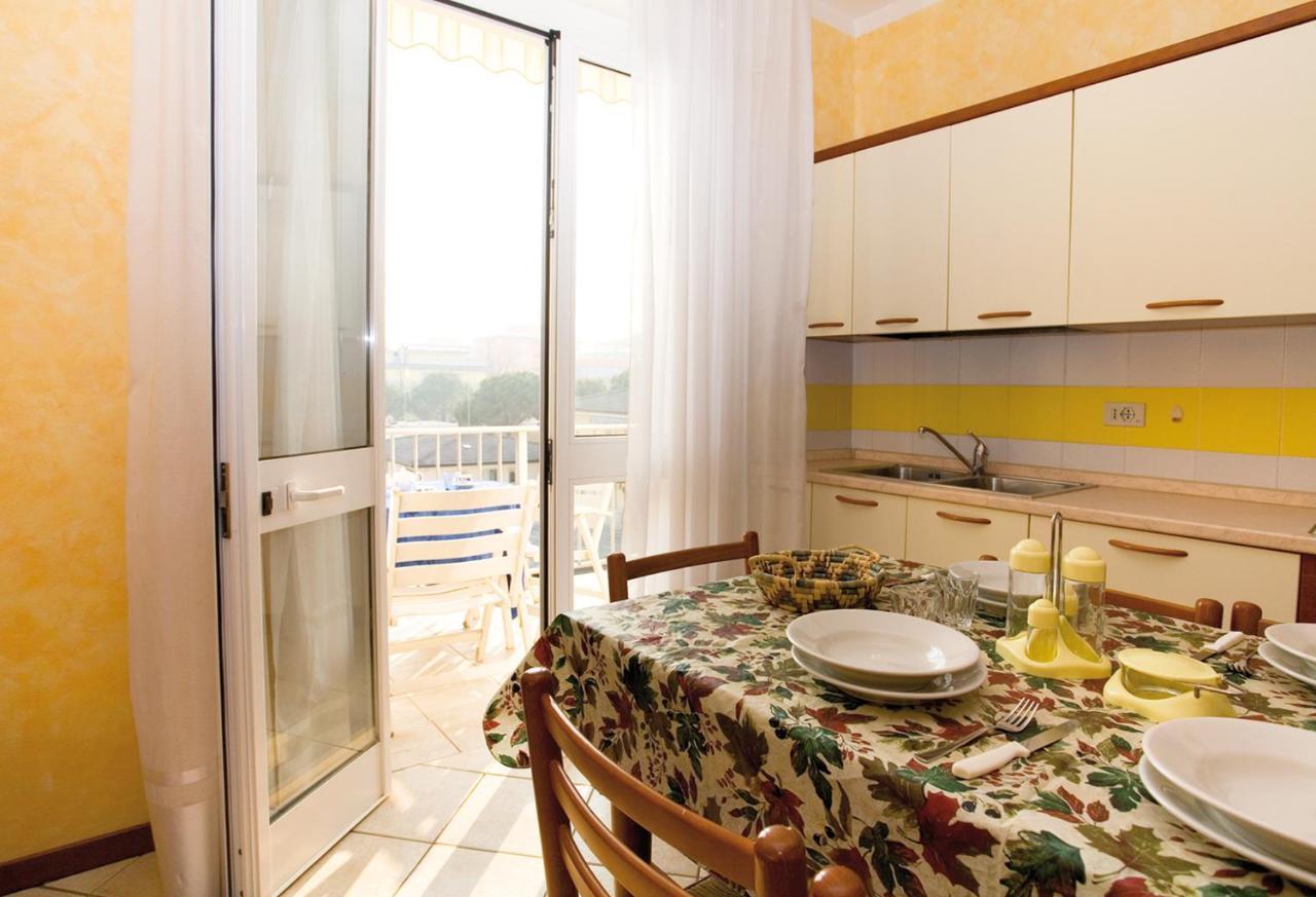Pia Del Faro Apartment Bibione Exterior photo
