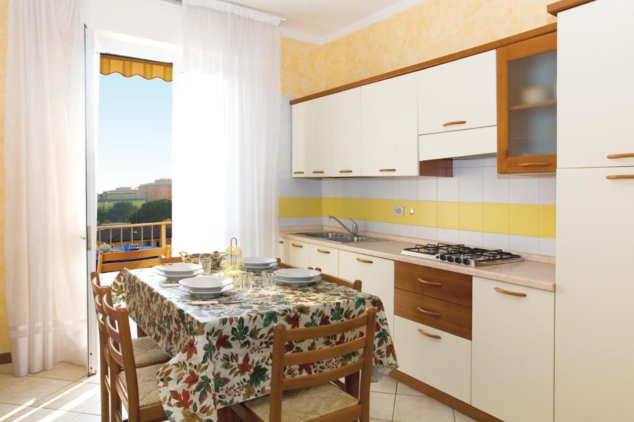 Pia Del Faro Apartment Bibione Exterior photo